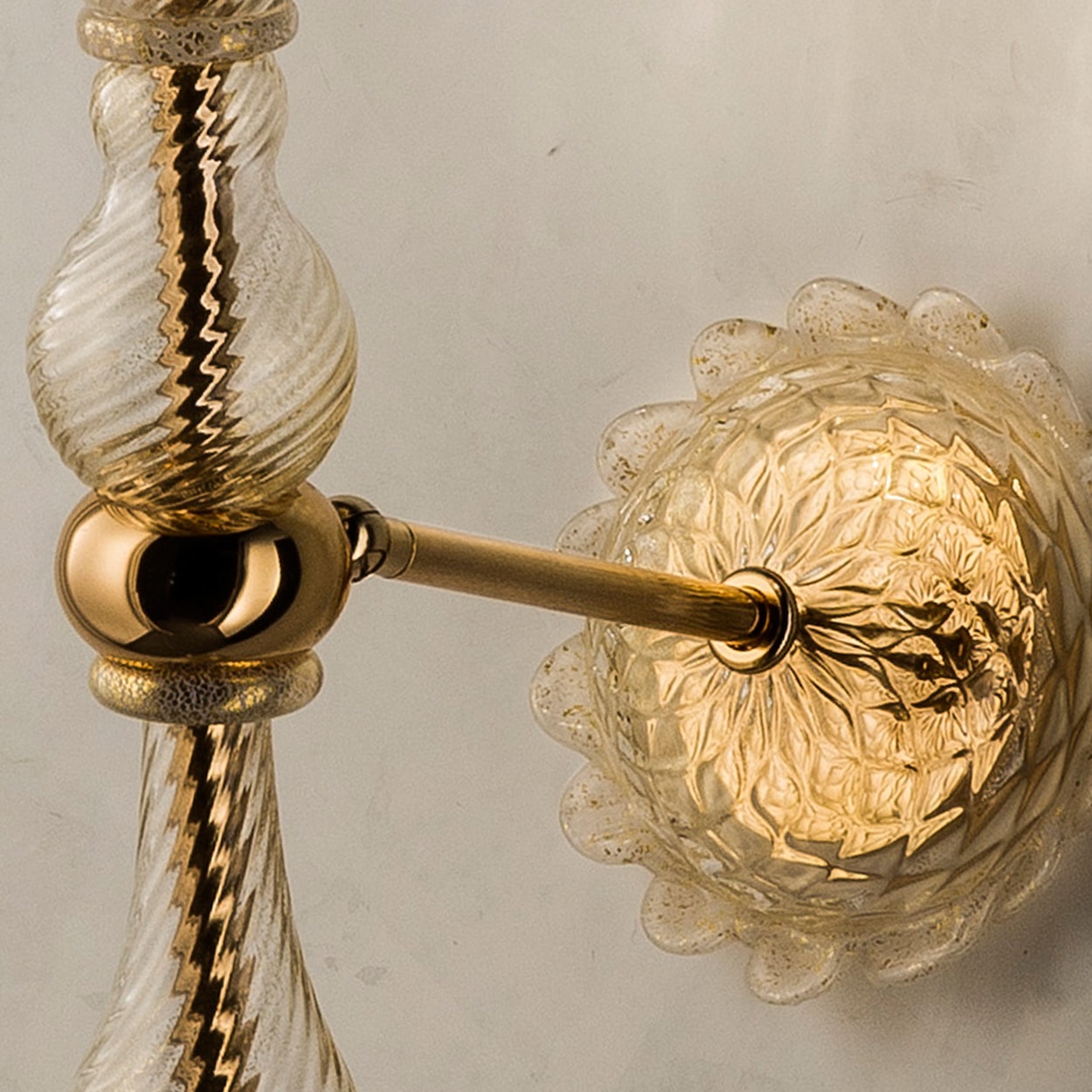 Exceptional and Rich Wall Lights by Signoretto, Murano