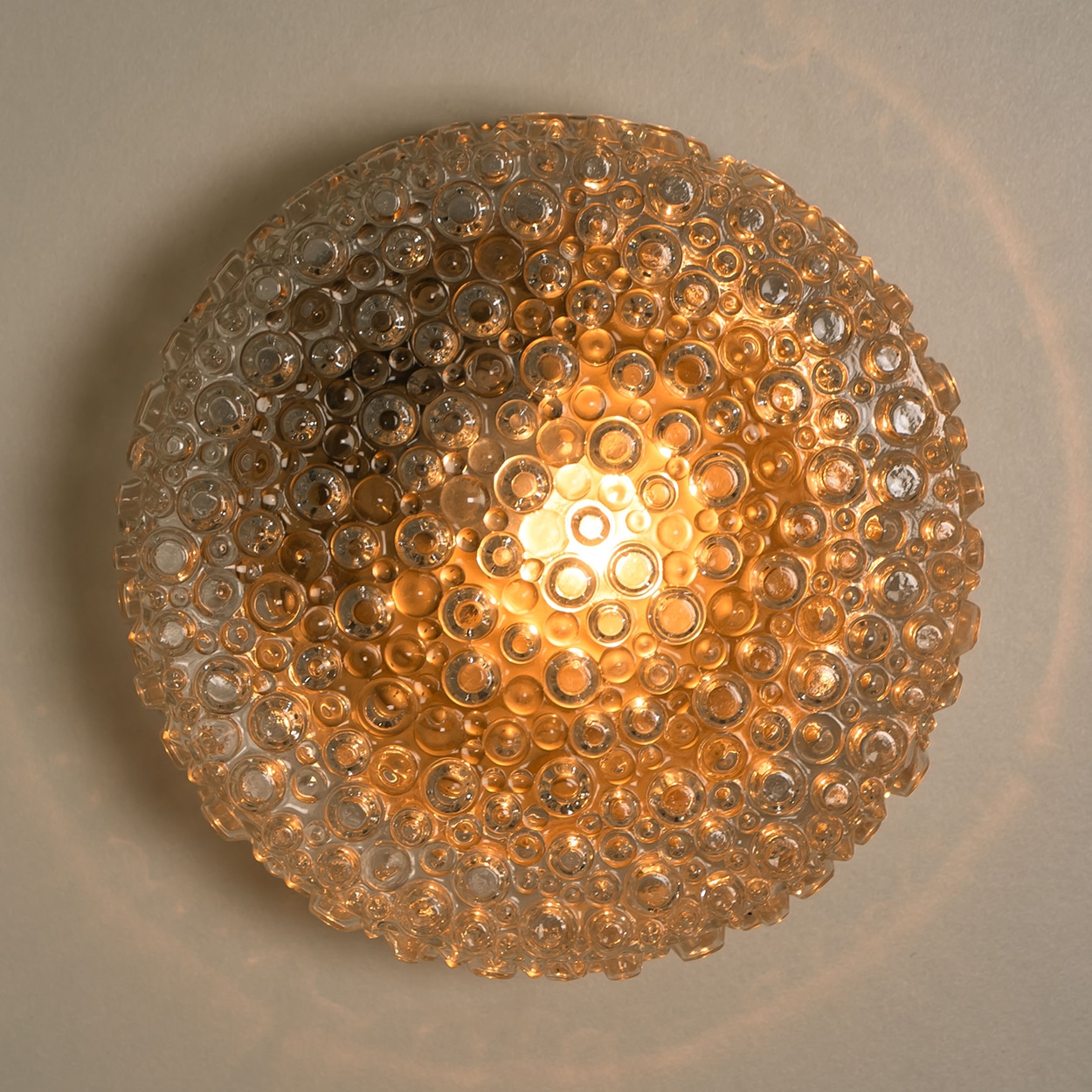 Round Bubble Textured Glass Flush Mount, VEB
