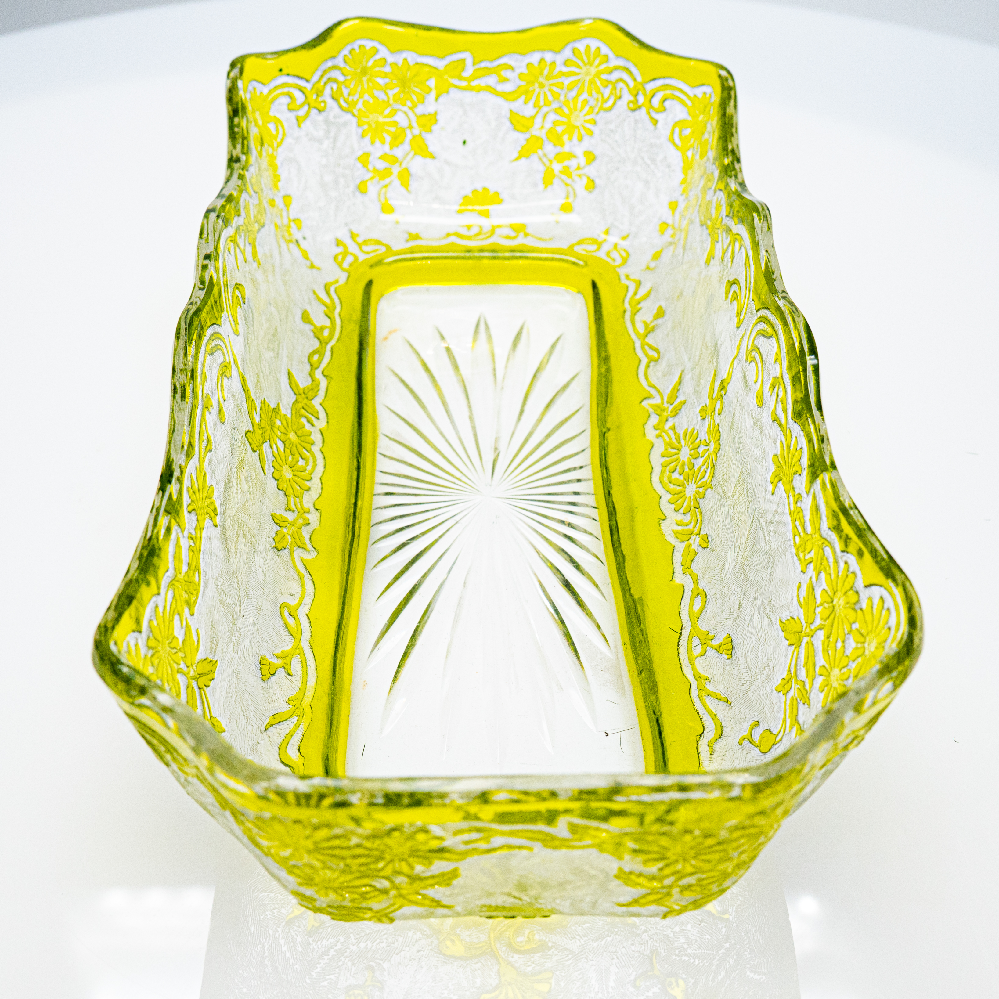 Baccarat Egelantier Pattern Limon Yellow Acid Etched Bowl, 1900, France