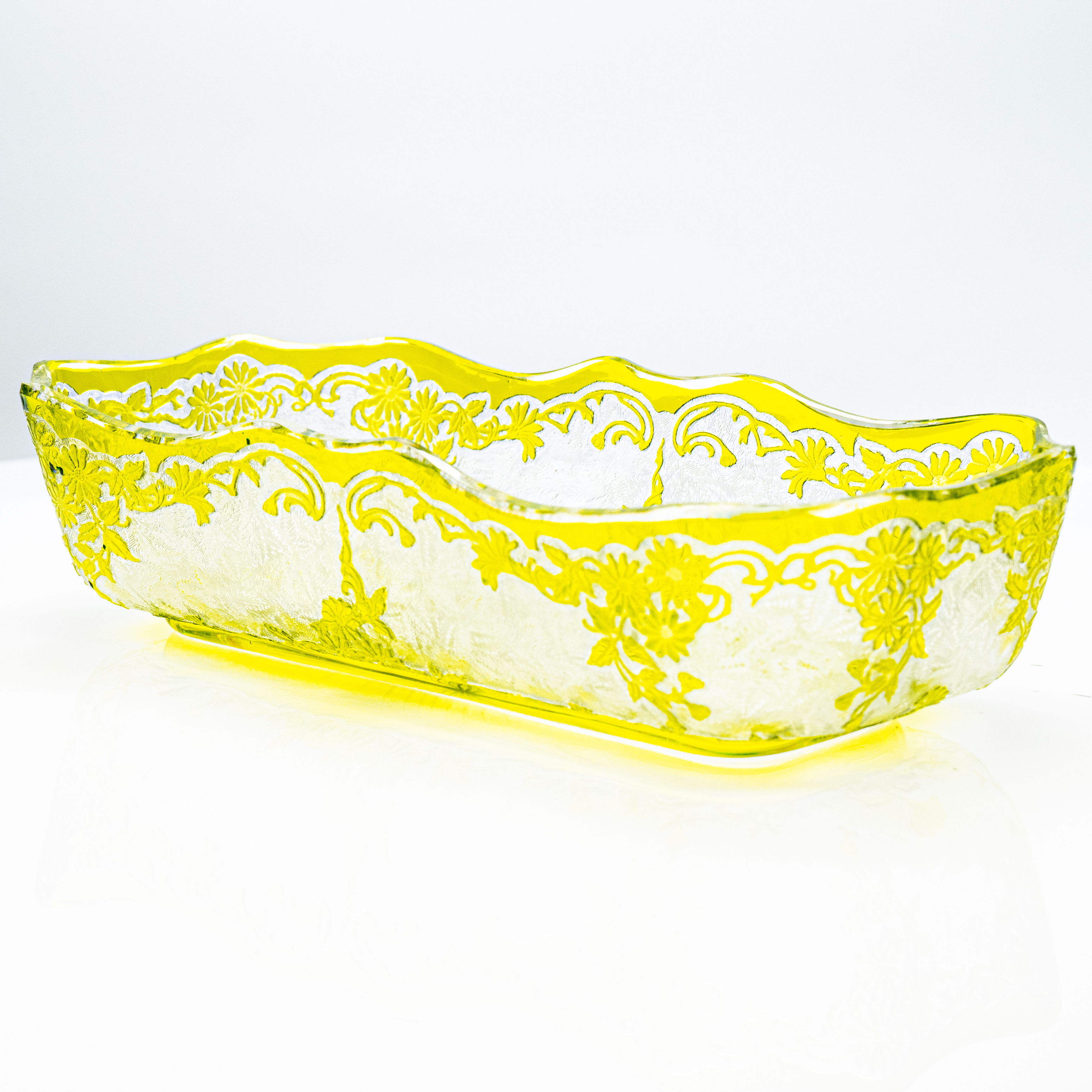 Baccarat Egelantier Pattern Limon Yellow Acid Etched Bowl, 1900, France