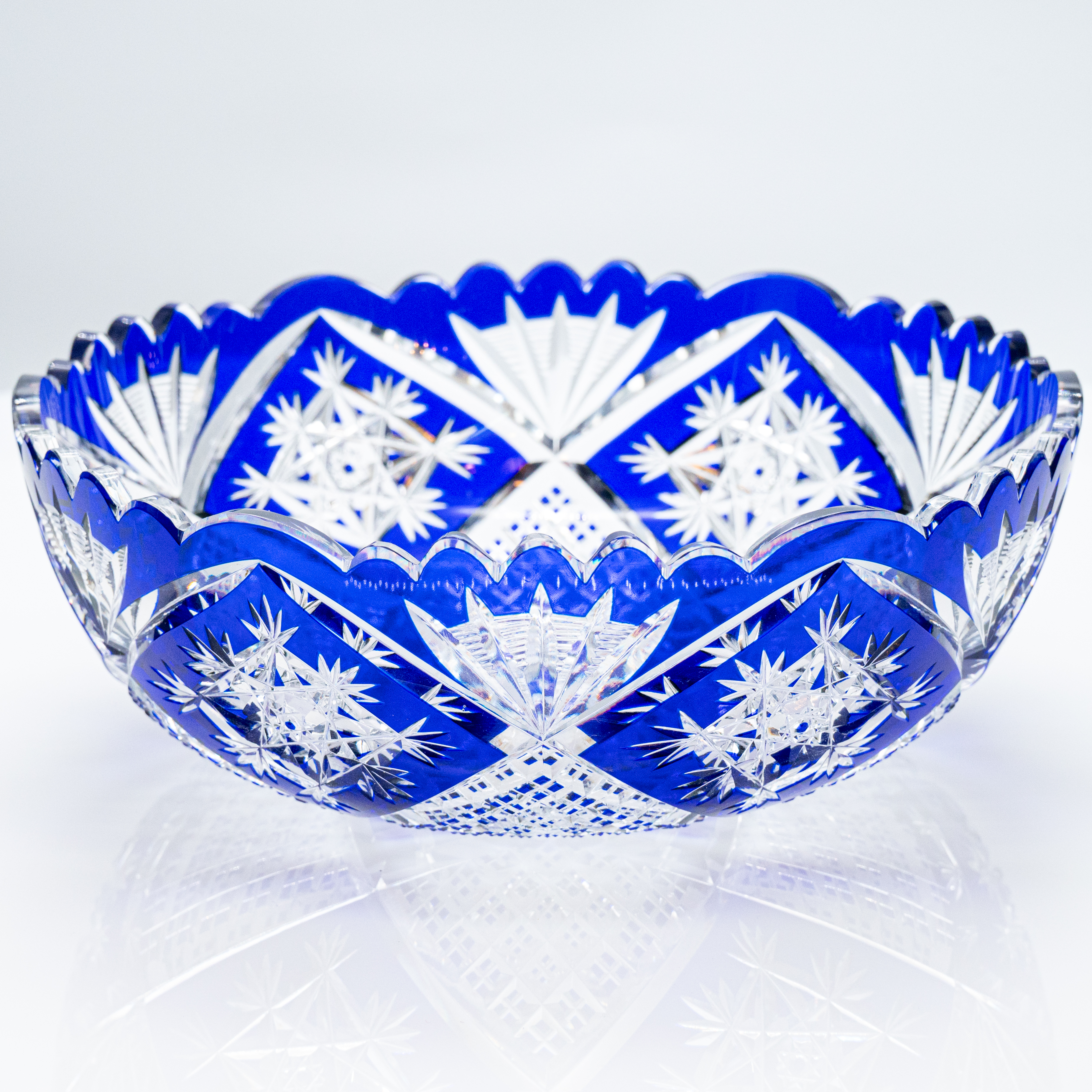 Exquise Set of Baccarat Bowls, Deep Blue Crystal, France, 1935