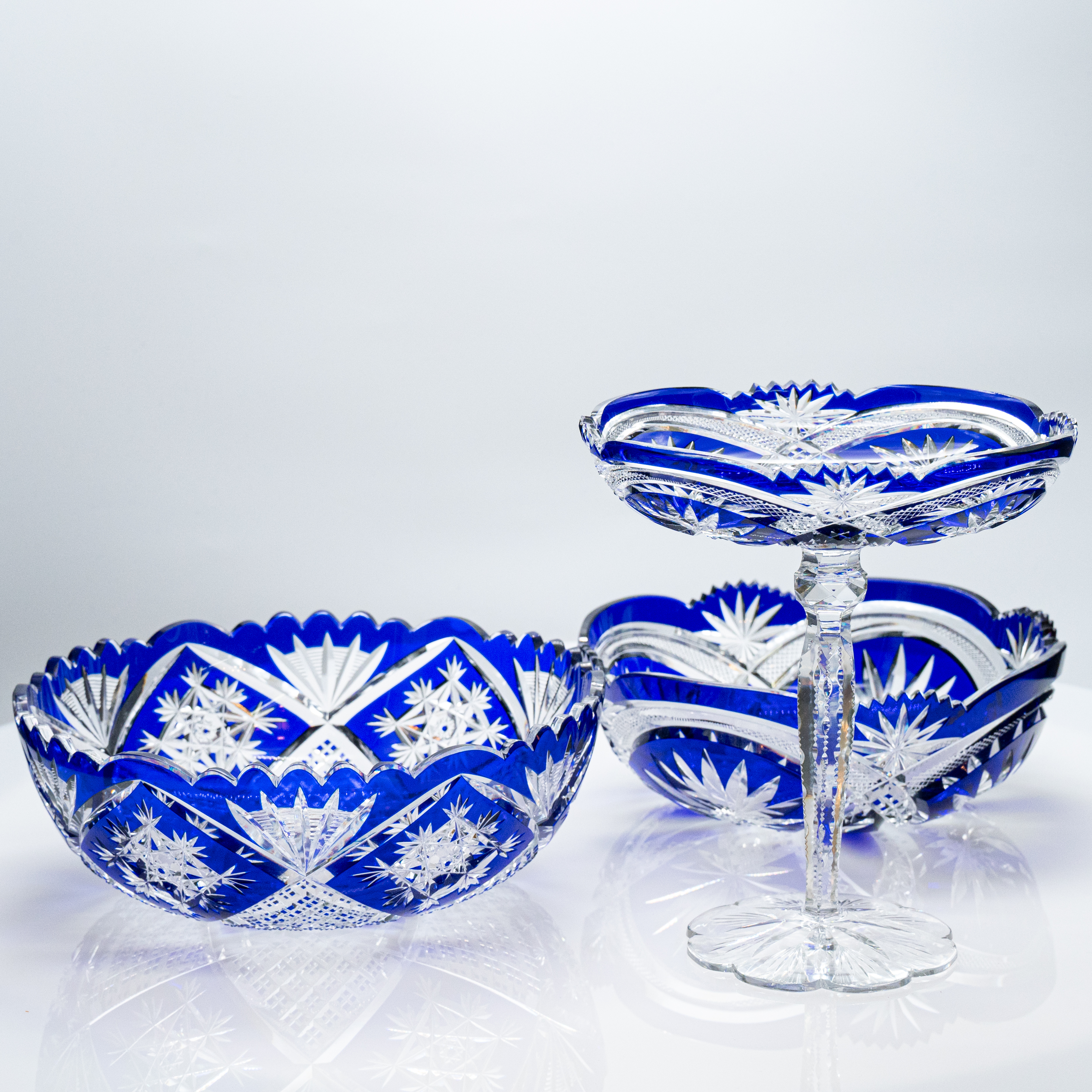 Exquise Set of Baccarat Bowls, Deep Blue Crystal, France, 1935