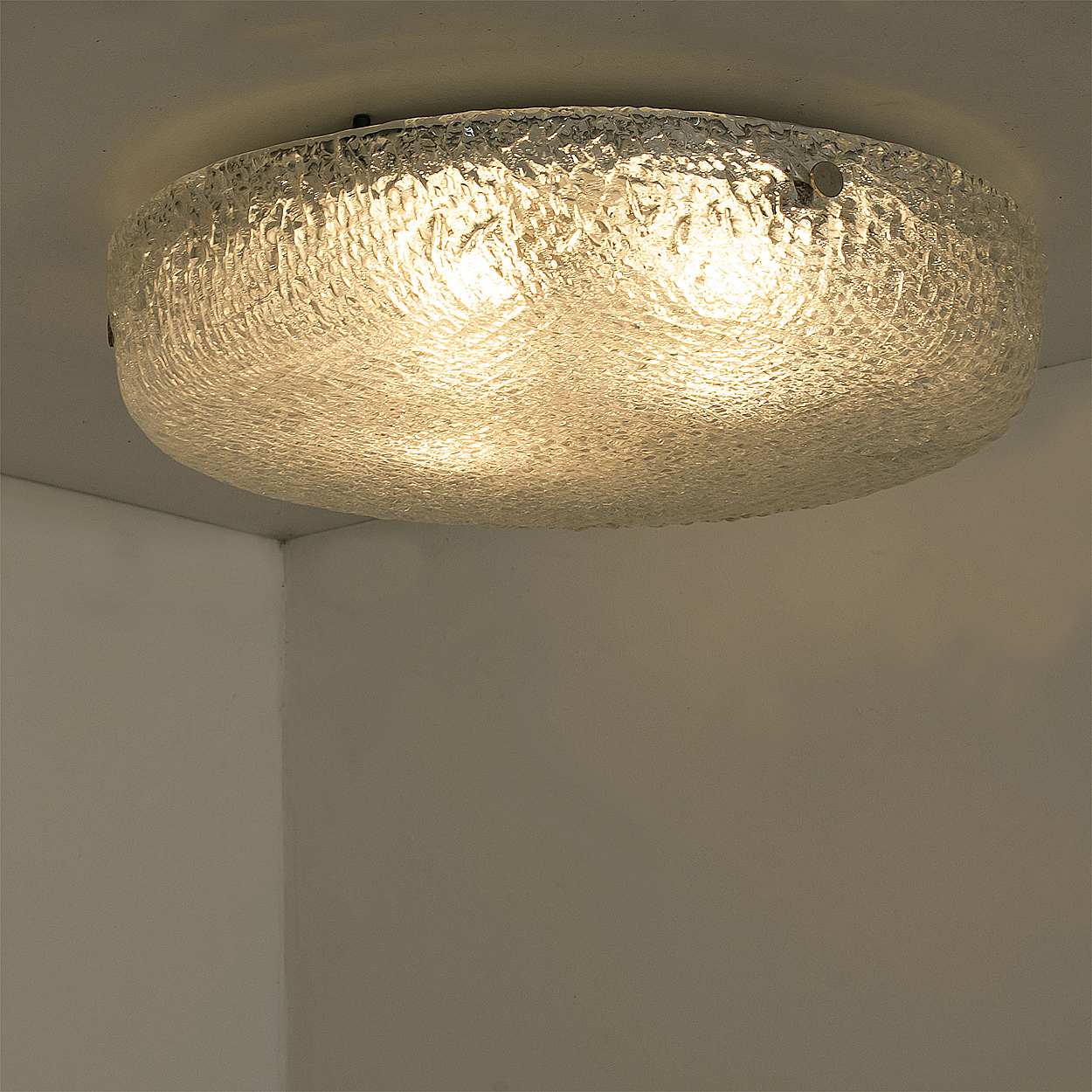 Round Clear Textured Glass Flush Mount, Limburg