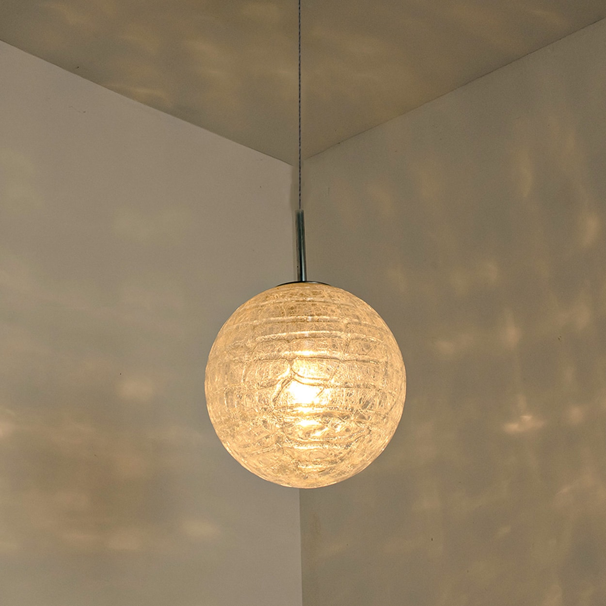 1 of the 3 Murano Clear Glass Pendant Lights, 1960s