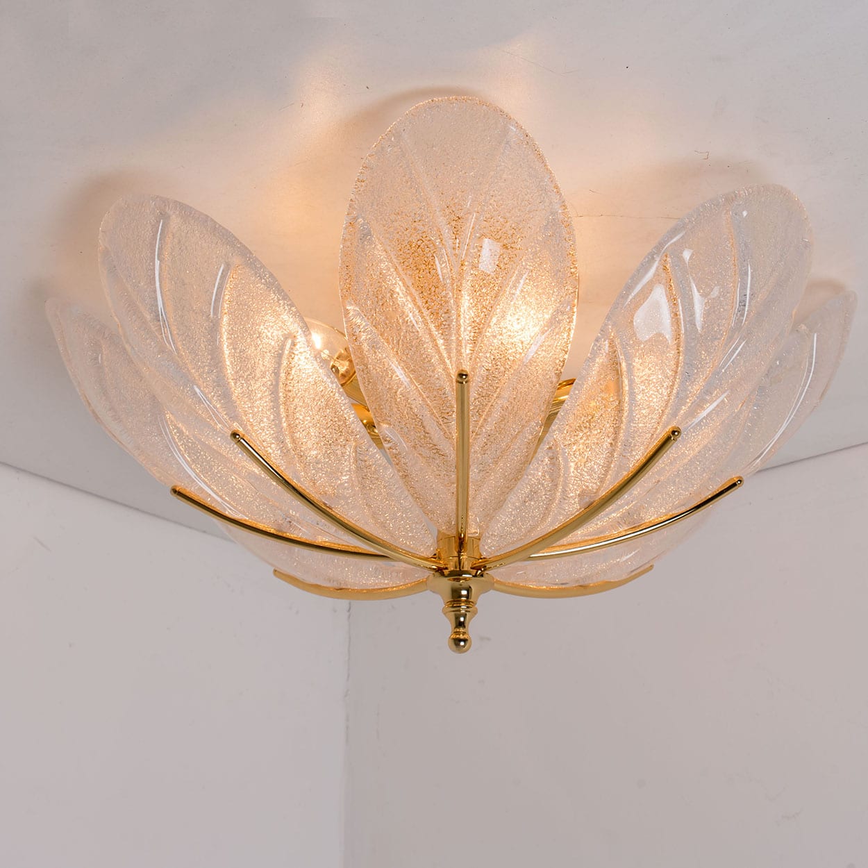 Beautiful Murano Glass and Brass Eight Leaves Chandelier, 1960s