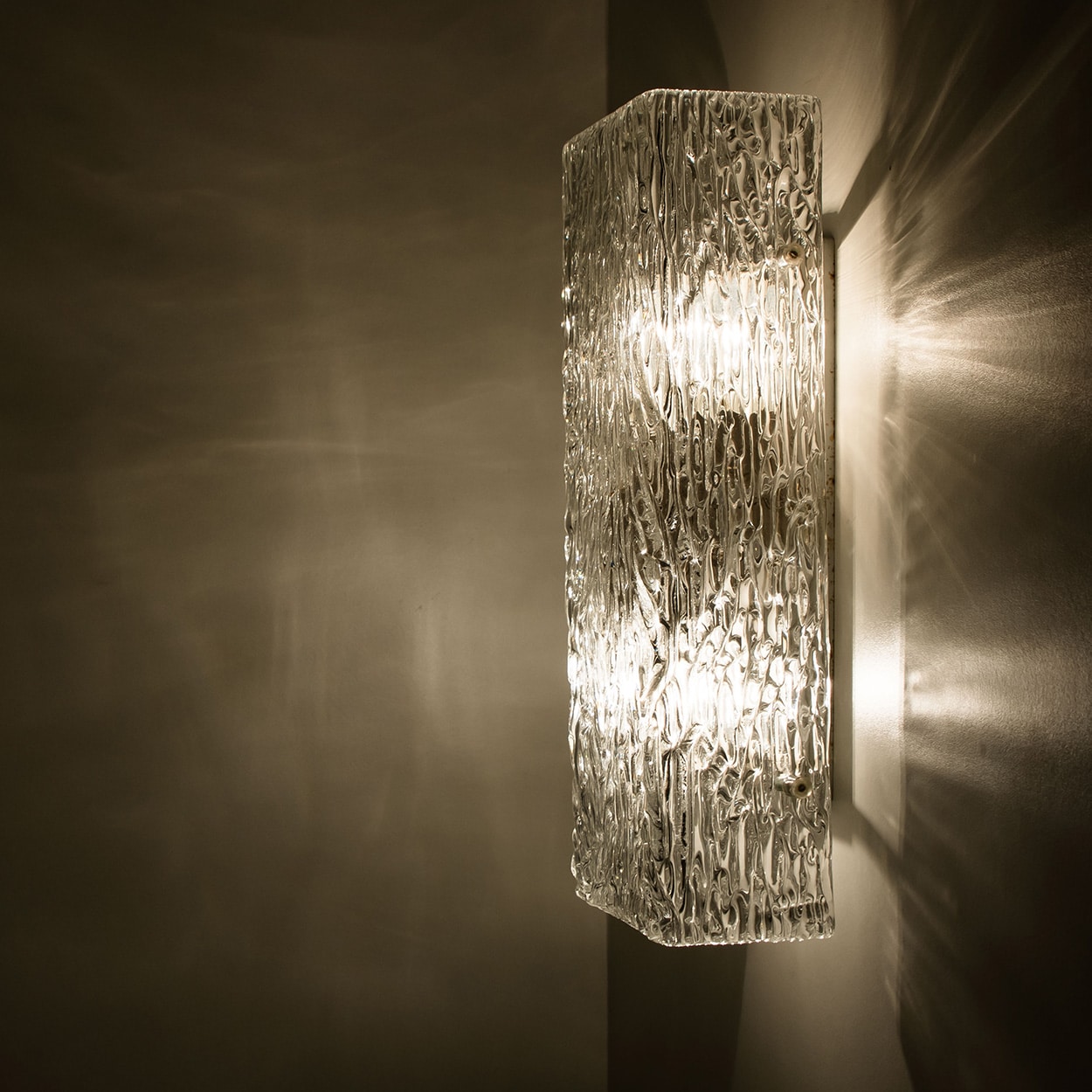 1 of the 6 Kalmar Wave Glass Wall Lights White Metal, 1970s