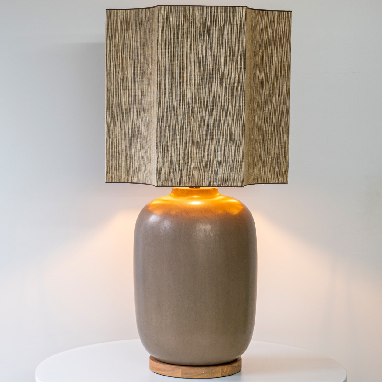 Brown Ceramic Curved Lamp with Walnut Wooden Base, Custom Lampshade by R. Houben