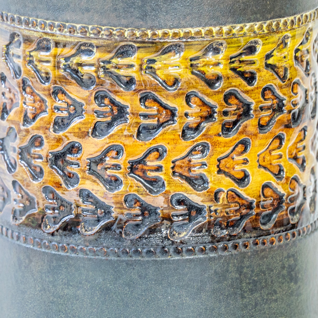 1 of the 2 Bitossi Ceramic Lamps, Rattan and Silk Lampshade by R. Houben