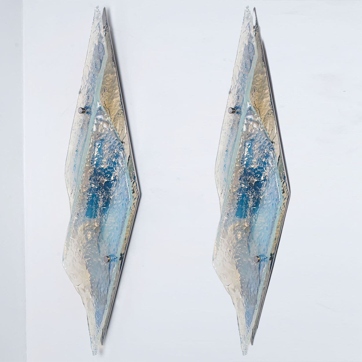 1 of the 2 Large Nason Wall lights for Mazzega Murano Iridescent Glass, 1970