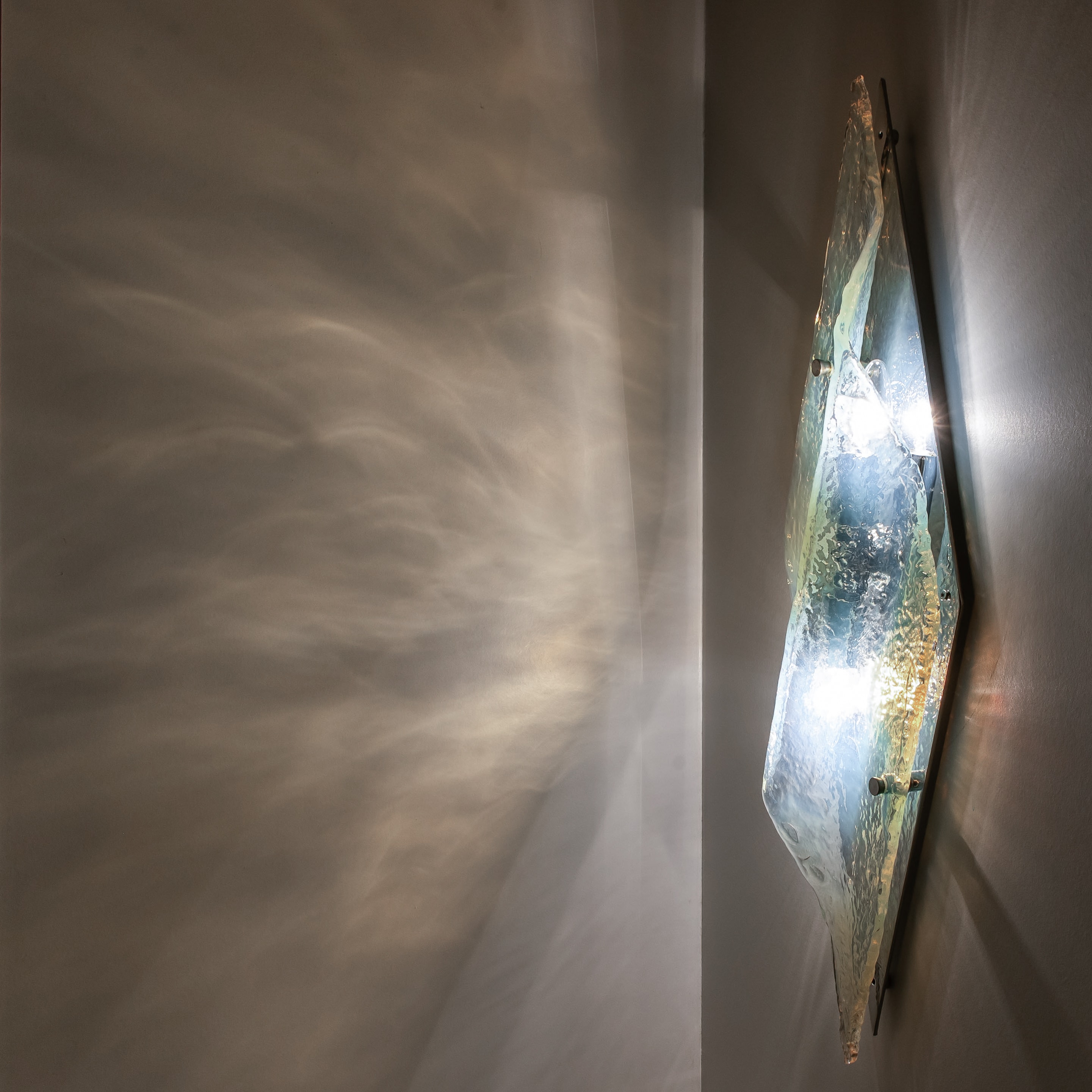 1 of the 2 Large Nason Wall lights for Mazzega Murano Iridescent Glass, 1970