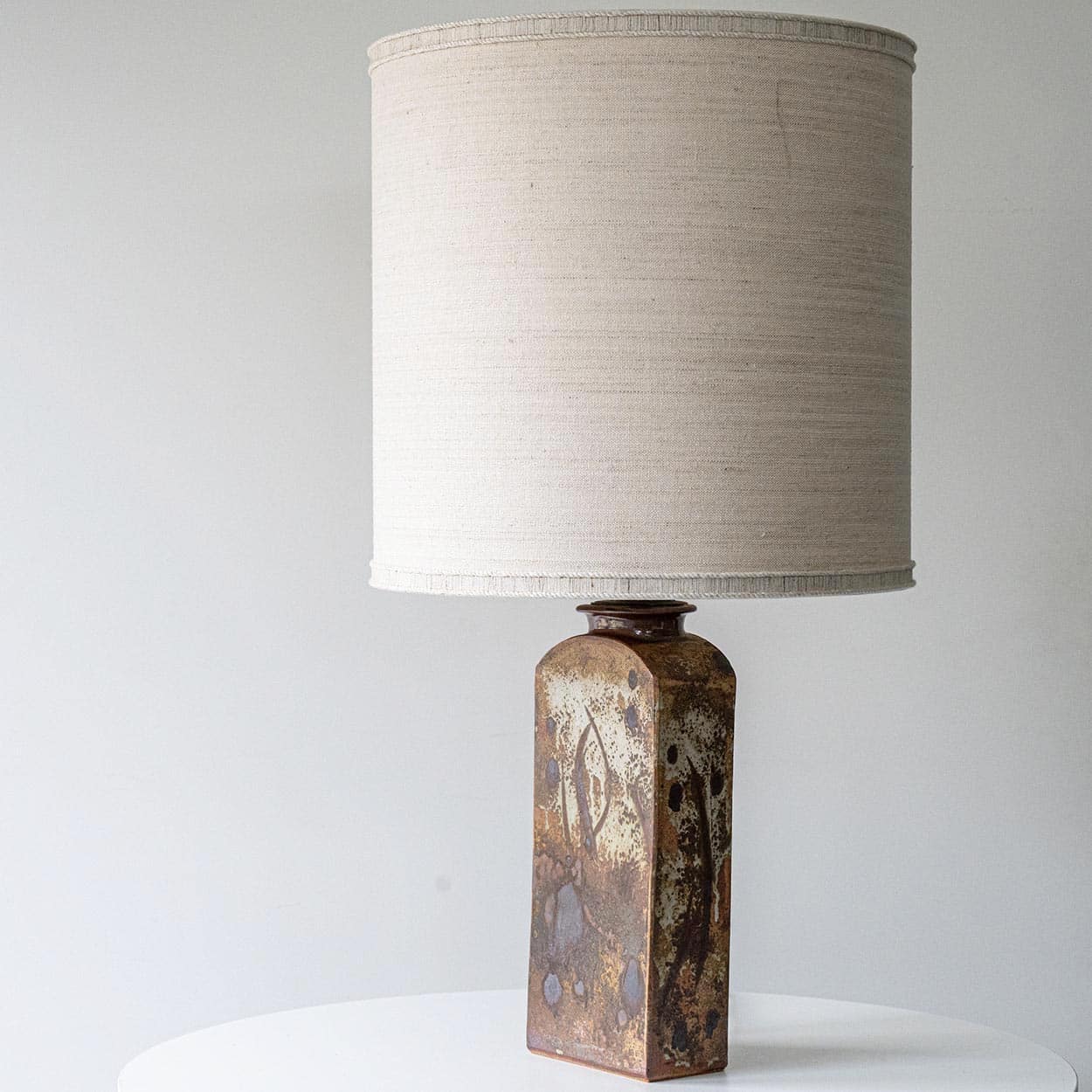 Ceramic Cube Table Floor Lamp Combined with Natural Shade by R. Houben
