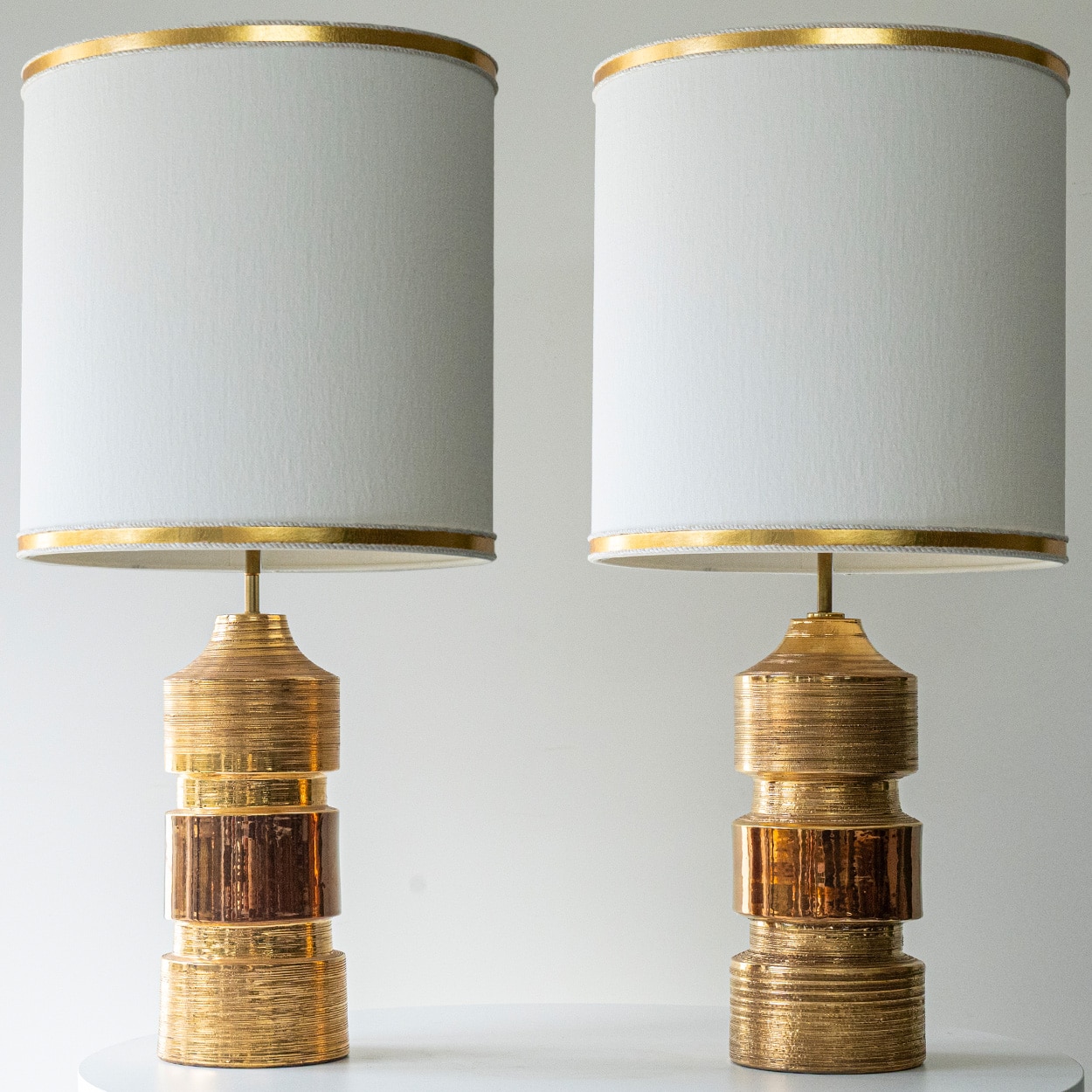 1 of the 2 Bitossi Gold Ceramic Lamps, Custom White Gold Lampshades by R. Houben