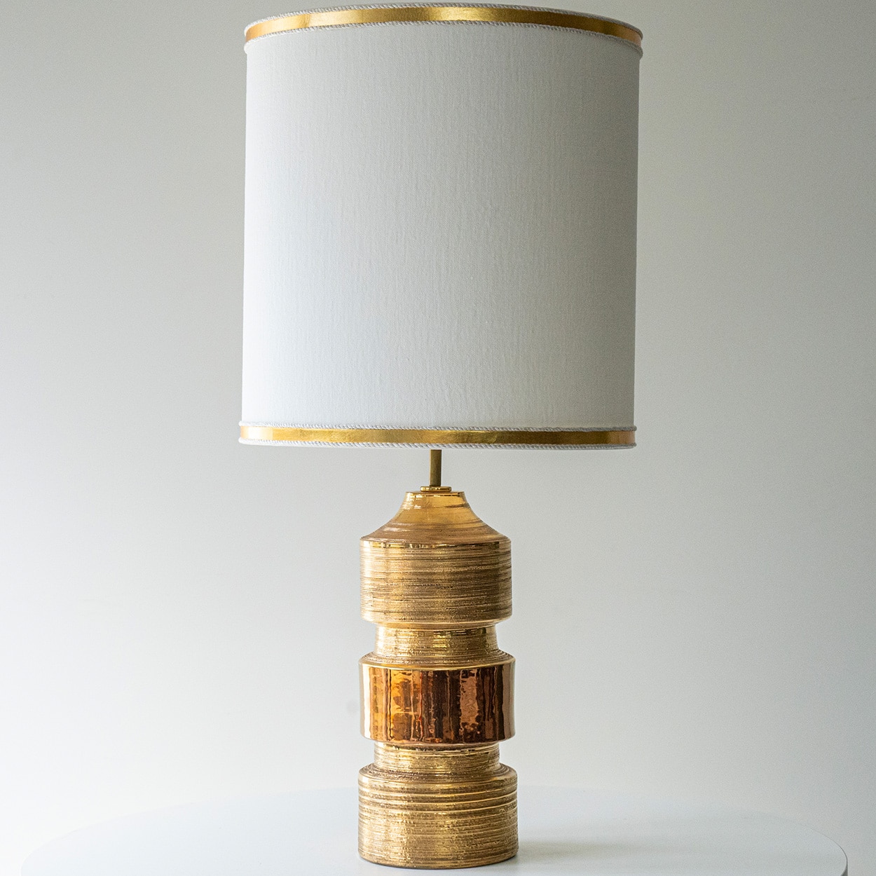 1 of the 2 Bitossi Gold Ceramic Lamps, Custom White Gold Lampshades by R. Houben