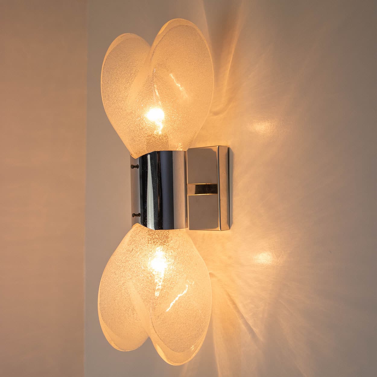 1 of the 4 Large Murano Glass Wall Lights by Nason for Mazzega, Italy 1970