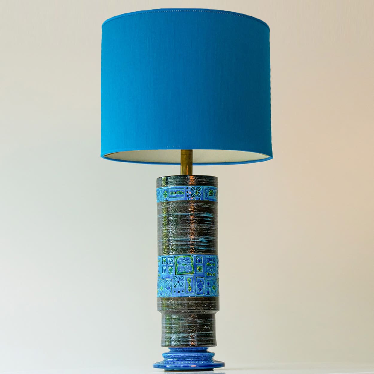 Bitossi Aqua Black Blue Ceramic Table Lamp, Blue Silk Lampshade by R. Houben