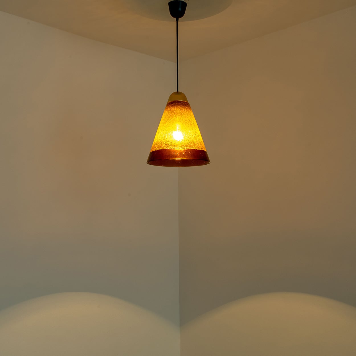 1 of the 8 Brown Glass Pendants, Peill Putzler, 1970